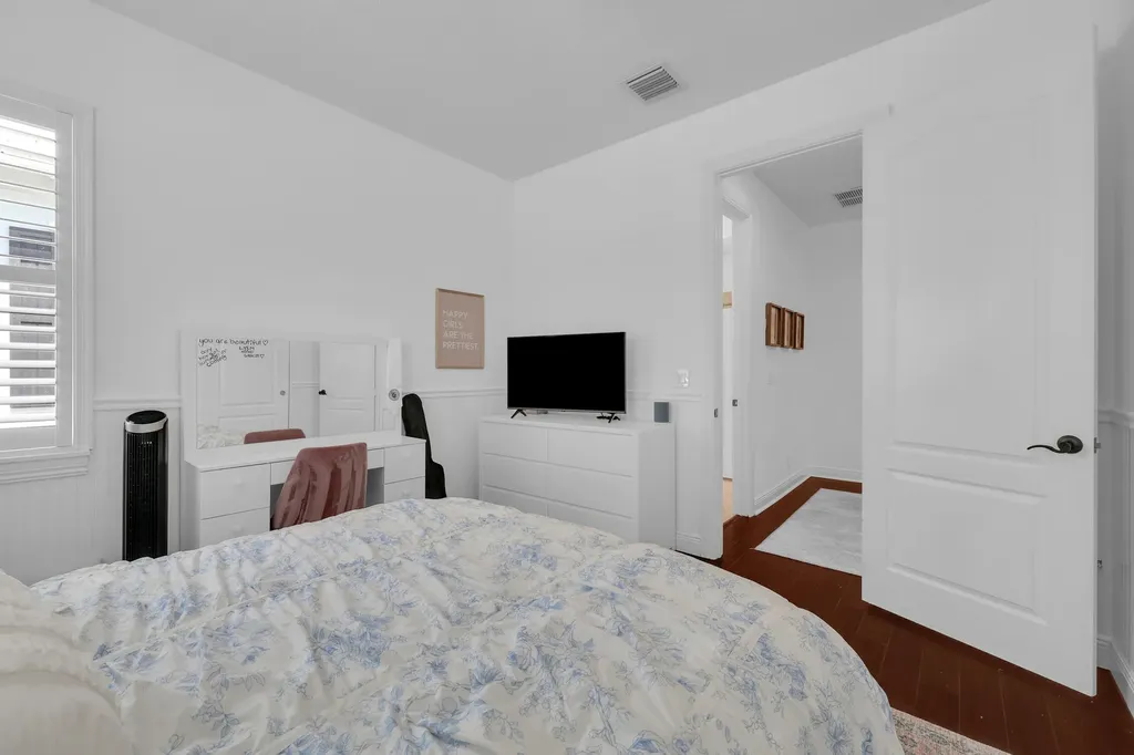 212 W Bay Cedar Circle Jupiter FL 33458