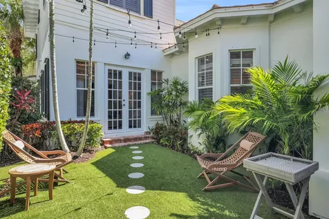 212 W Bay Cedar Circle Jupiter FL 33458