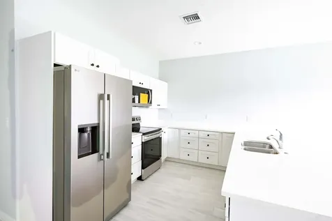 1125 11th Court SW Vero Beach FL 32962