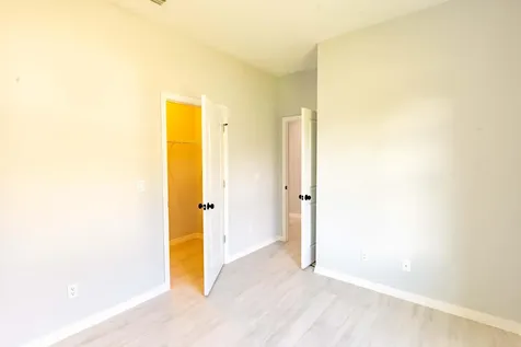 1125 11th Court SW Vero Beach FL 32962