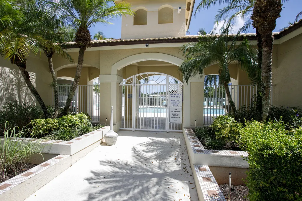 262 Timberwalk Trail Jupiter FL 33458