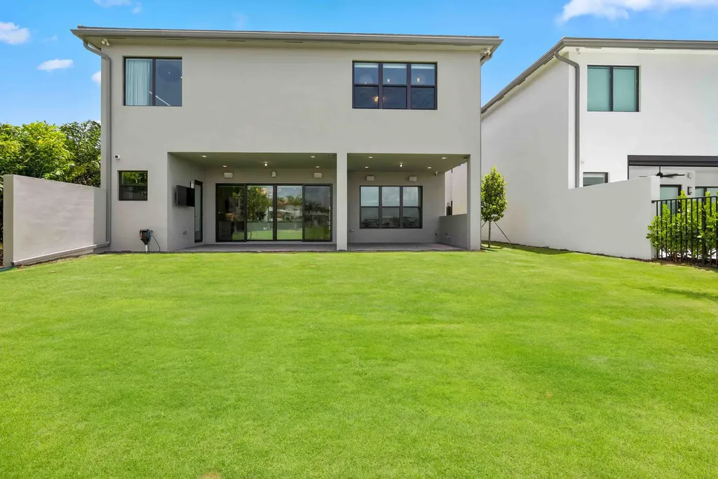 9898 Juniper Bay Avenue Boca Raton FL 33434
