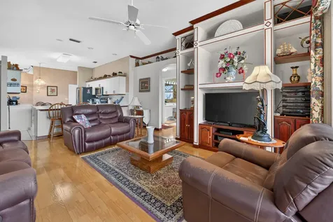 562 NW Lambrusco Drive Port St Lucie FL 34986
