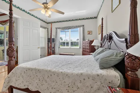 562 NW Lambrusco Drive Port St Lucie FL 34986