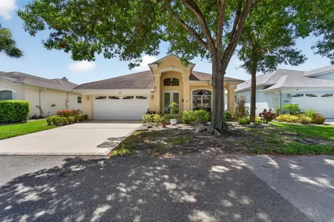 562 NW Lambrusco Drive Port St Lucie FL 34986