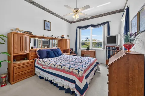 562 NW Lambrusco Drive Port St Lucie FL 34986