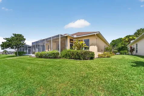 562 NW Lambrusco Drive Port St Lucie FL 34986