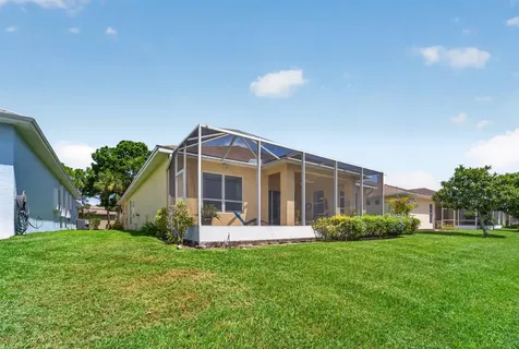 562 NW Lambrusco Drive Port St Lucie FL 34986