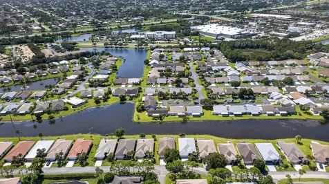 562 NW Lambrusco Drive Port St Lucie FL 34986