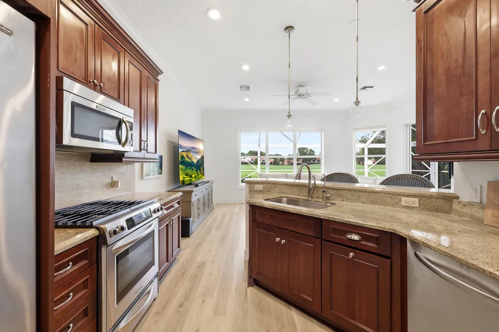 2 Monterey Pointe Drive Palm Beach Gardens FL 33418