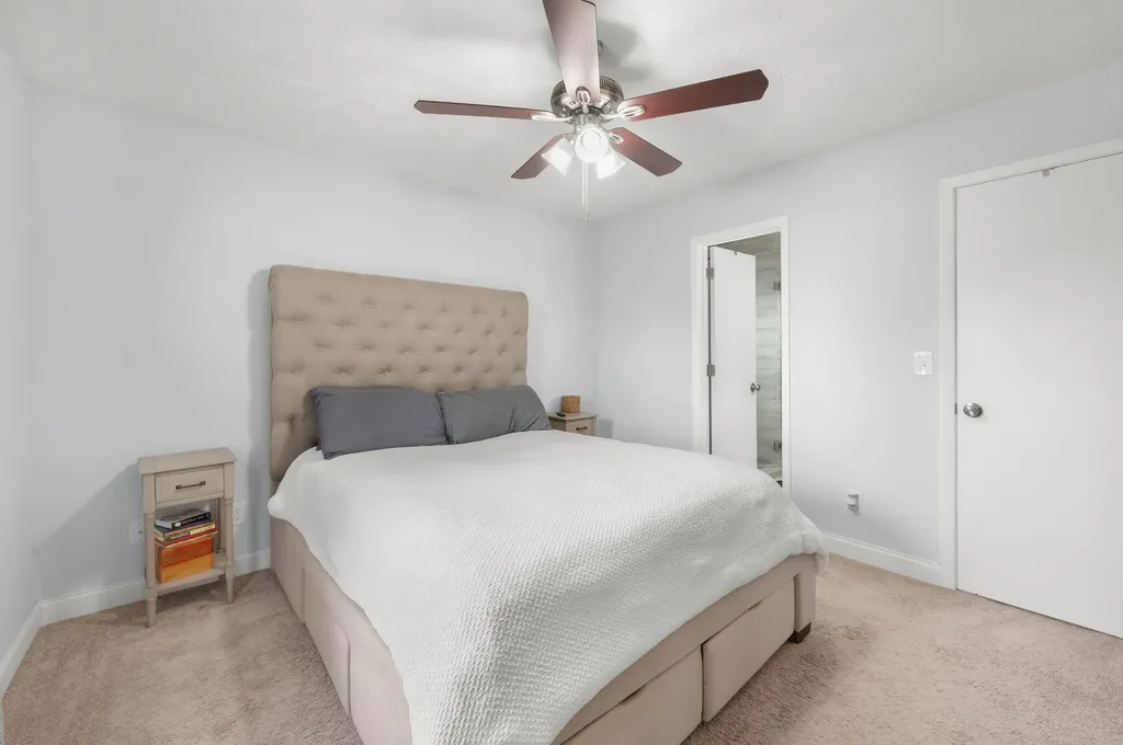 1098 SW Janette Avenue Port St Lucie FL 34953