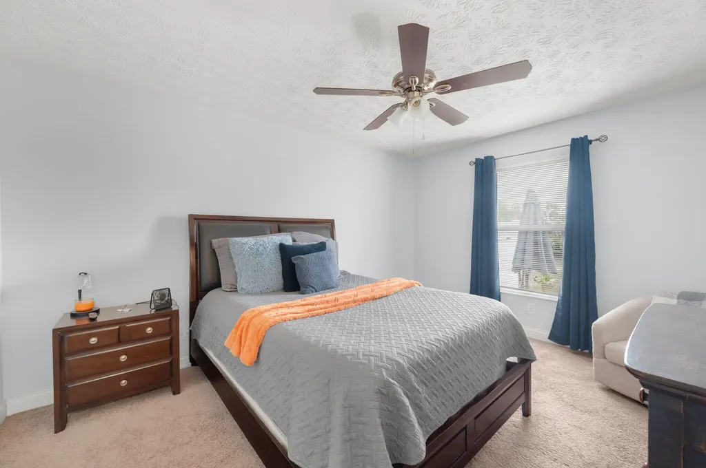 1098 SW Janette Avenue Port St Lucie FL 34953