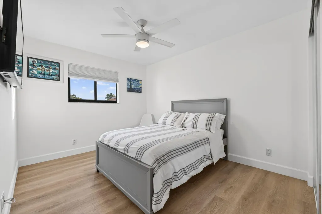 349 Seneca Lane Boca Raton FL 33487
