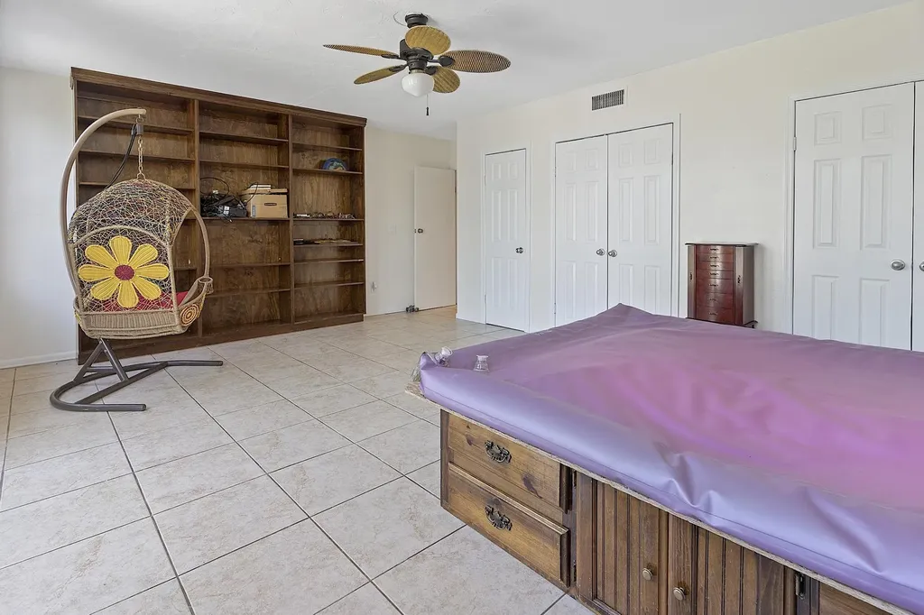 615 7th Avenue N Lake Worth FL 33460