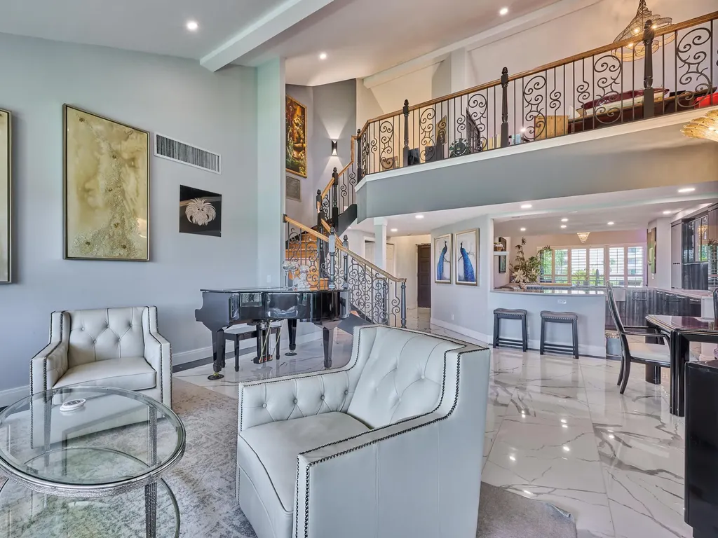 1117 Marine Way E North Palm Beach FL 33408
