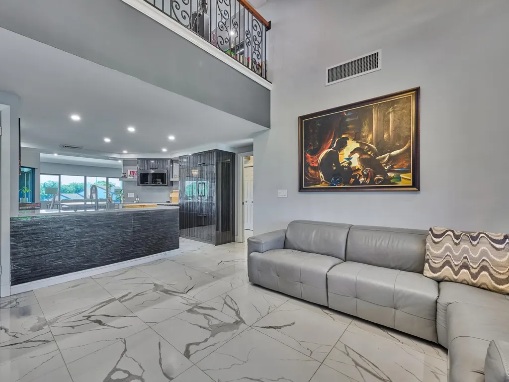 1117 Marine Way E North Palm Beach FL 33408