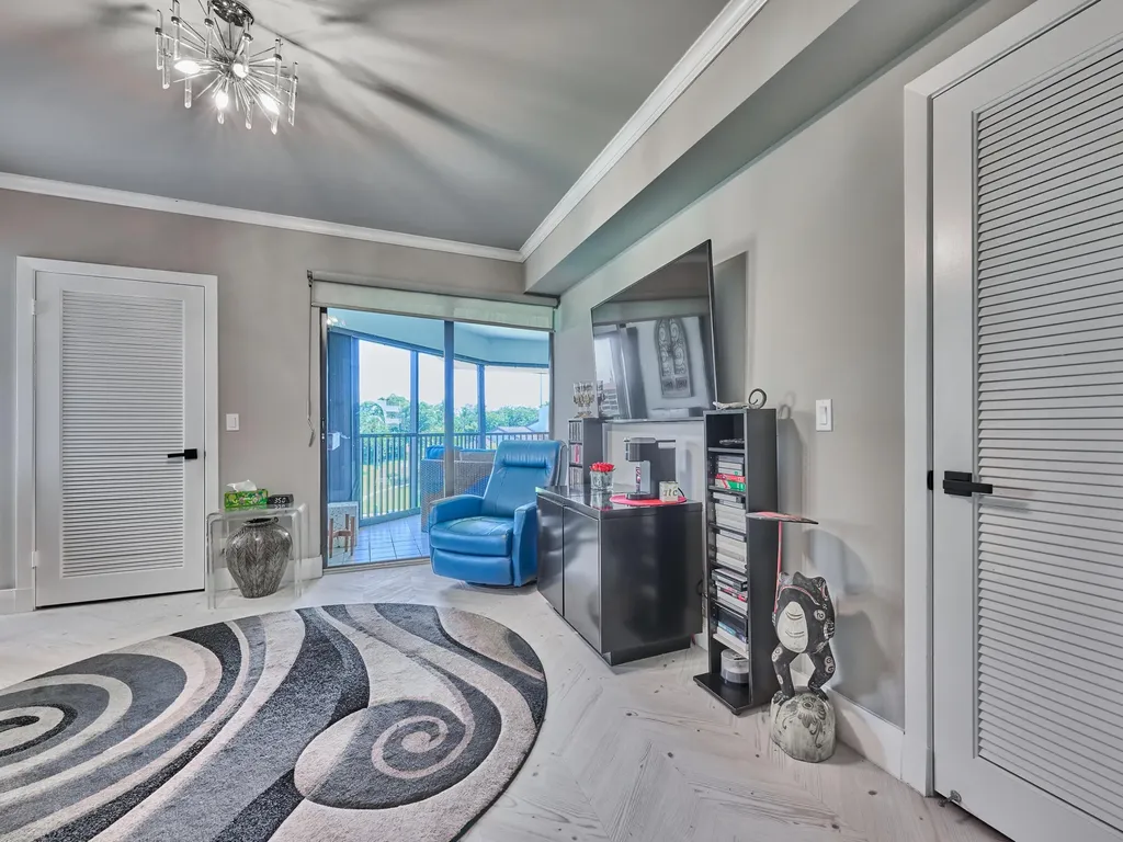 1117 Marine Way E North Palm Beach FL 33408