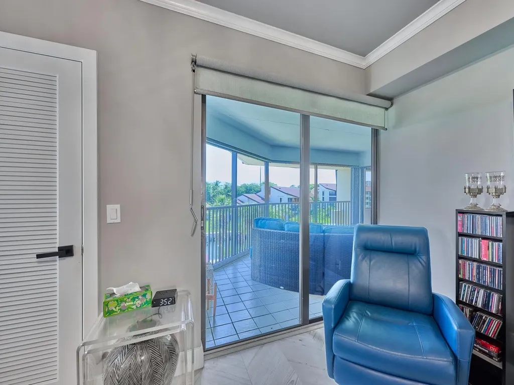 1117 Marine Way E North Palm Beach FL 33408