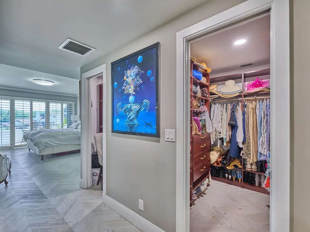 1117 Marine Way E North Palm Beach FL 33408