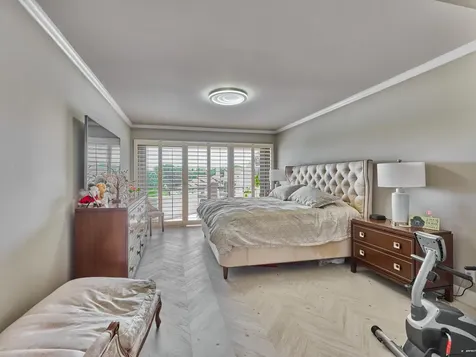 1117 Marine Way E North Palm Beach FL 33408
