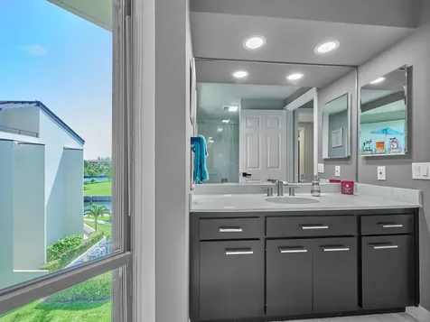 1117 Marine Way E North Palm Beach FL 33408