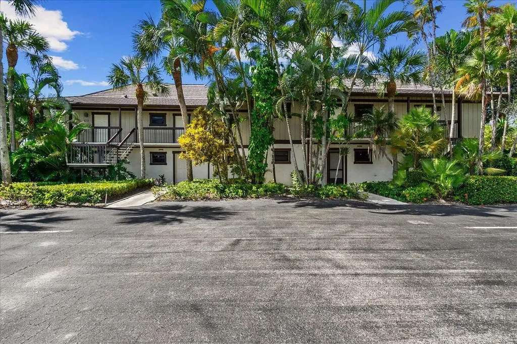 13334 Polo Club Road Wellington FL 33414