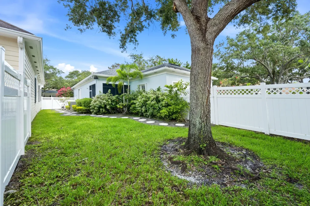 301 Newhaven Boulevard Jupiter FL 33458