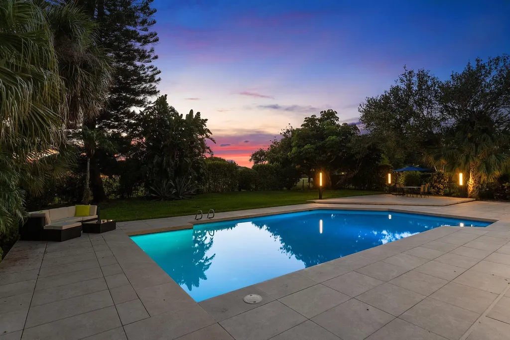 654 Pine Lake Drive Delray Beach FL 33445