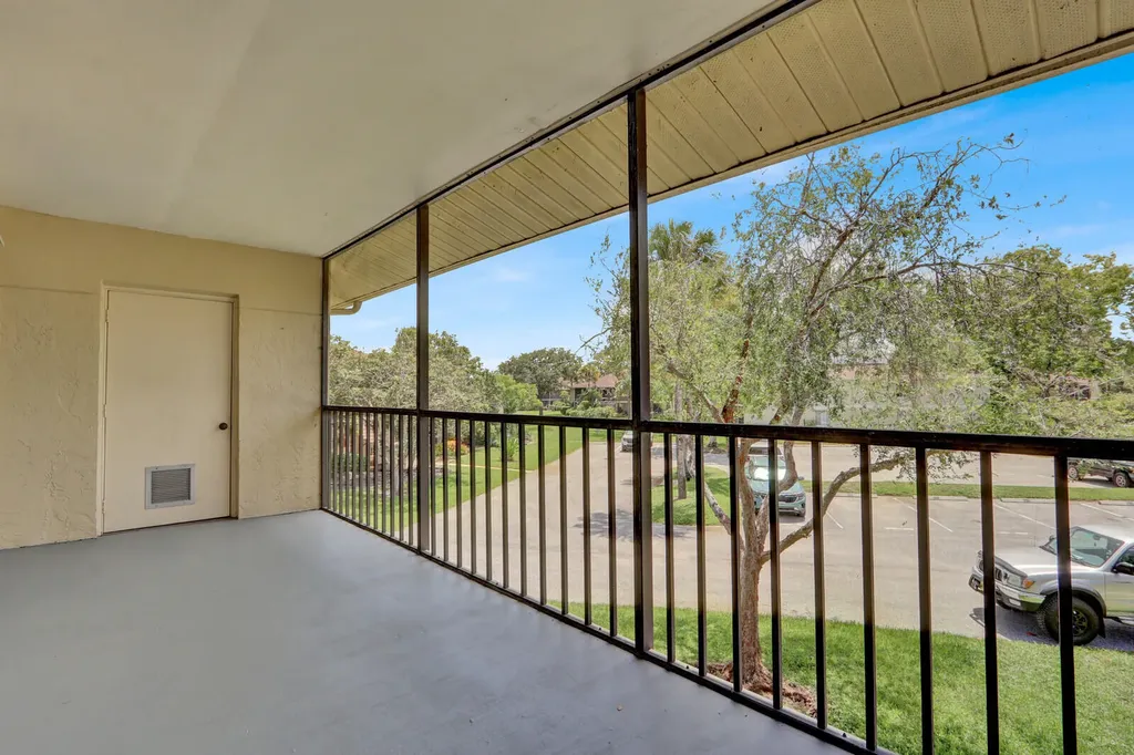 6563 Chasewood Drive Jupiter FL 33458