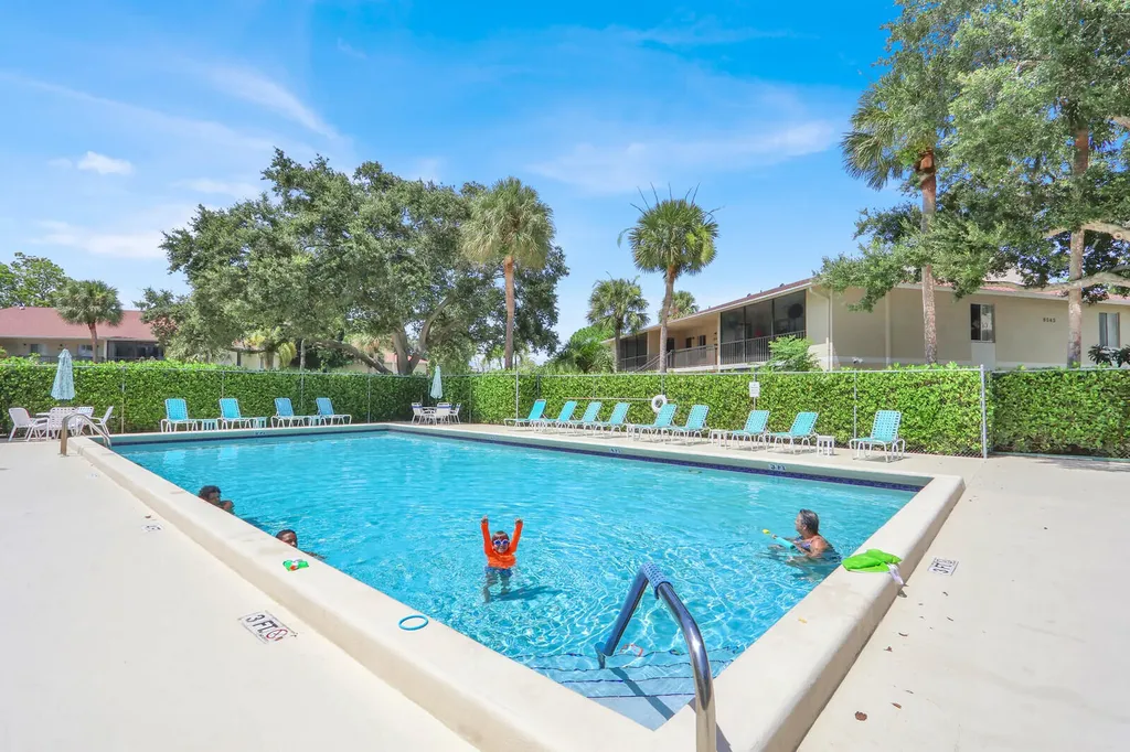 6563 Chasewood Drive Jupiter FL 33458