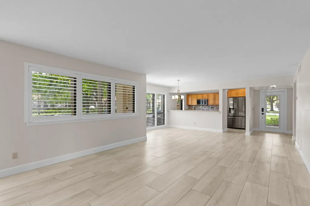 200 Brackenwood Terrace Palm Beach Gardens FL 33418