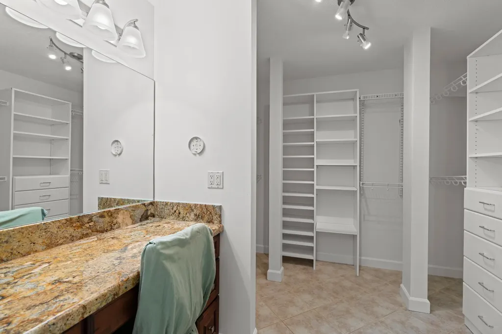 200 Brackenwood Terrace Palm Beach Gardens FL 33418