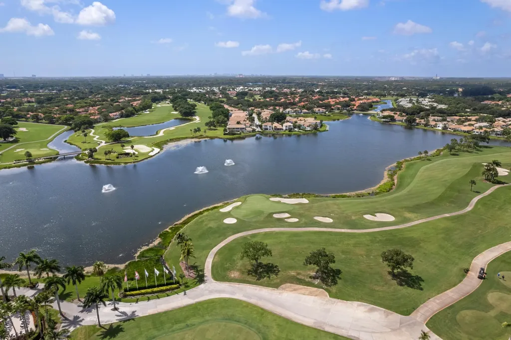 200 Brackenwood Terrace Palm Beach Gardens FL 33418