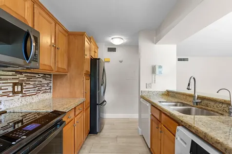 200 Brackenwood Terrace Palm Beach Gardens FL 33418