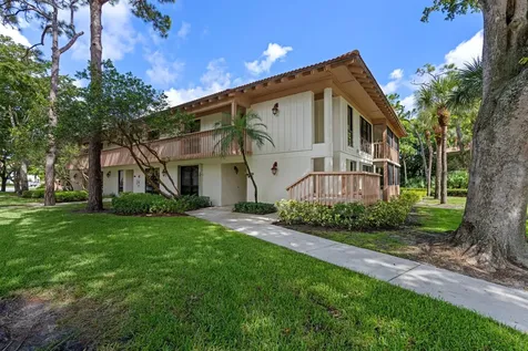 200 Brackenwood Terrace Palm Beach Gardens FL 33418