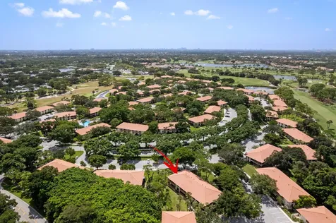 200 Brackenwood Terrace Palm Beach Gardens FL 33418