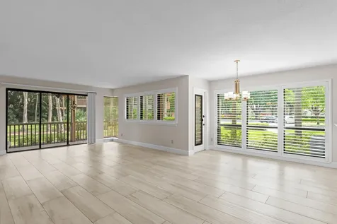200 Brackenwood Terrace Palm Beach Gardens FL 33418