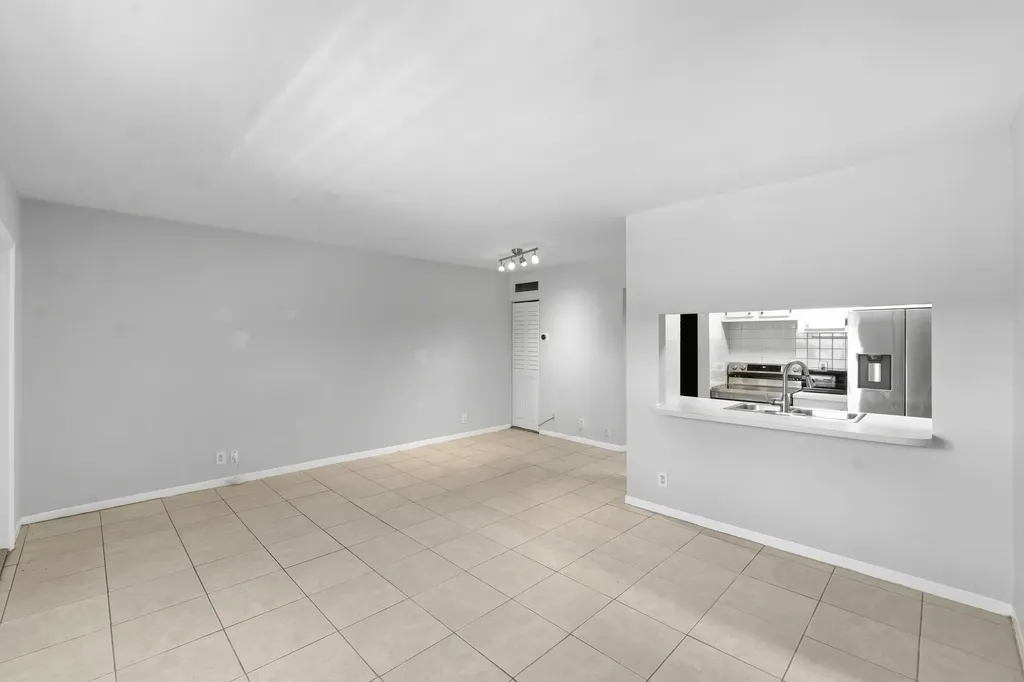 1470 N Dixie Highway Fort Lauderdale FL 33304