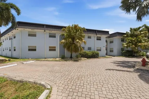 1470 N Dixie Highway Fort Lauderdale FL 33304