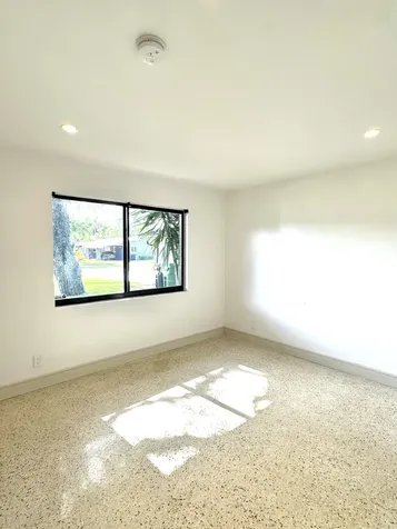 2001 N Victoria Park Road Fort Lauderdale FL 33305