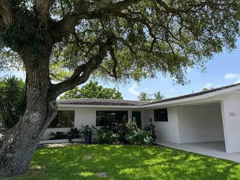 2001 N Victoria Park Road Fort Lauderdale FL 33305