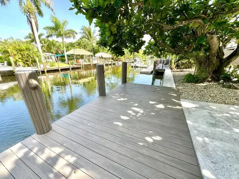 2001 N Victoria Park Road Fort Lauderdale FL 33305
