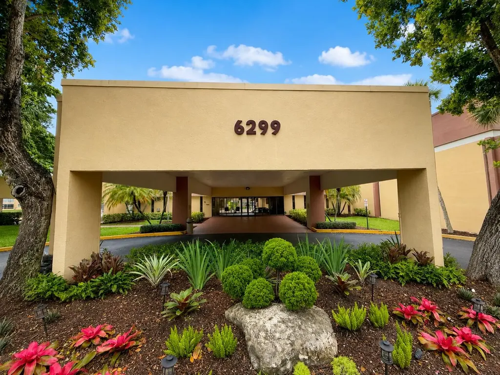 5901 NW 61st Avenue Tamarac FL 33319