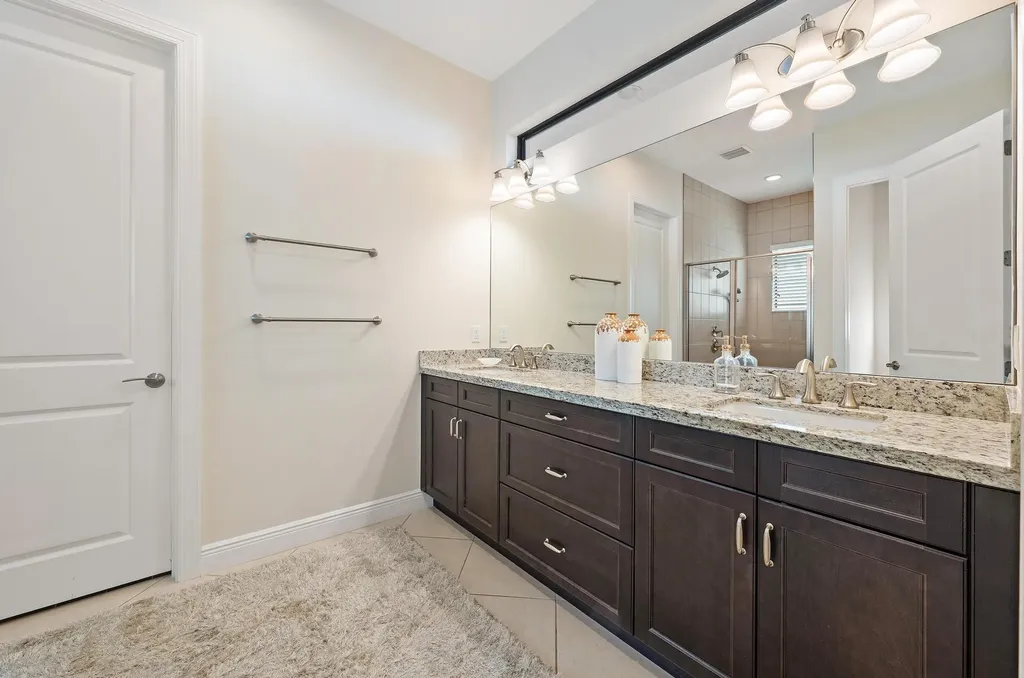 8023 Hobbes Way Palm Beach Gardens FL 33418