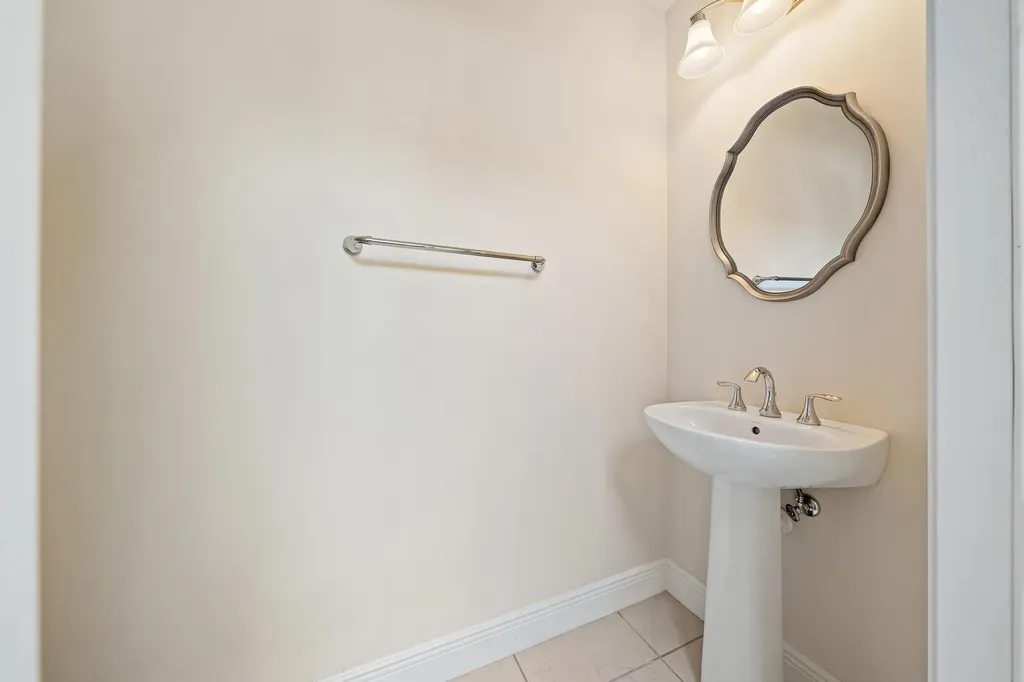 8023 Hobbes Way Palm Beach Gardens FL 33418