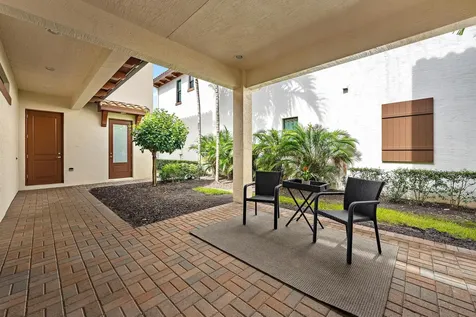 8023 Hobbes Way Palm Beach Gardens FL 33418