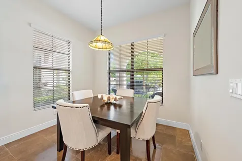 8023 Hobbes Way Palm Beach Gardens FL 33418