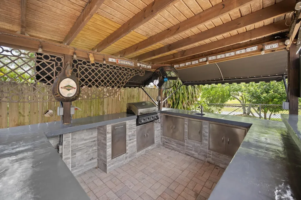 133 Nottingham Road Royal Palm Beach FL 33411