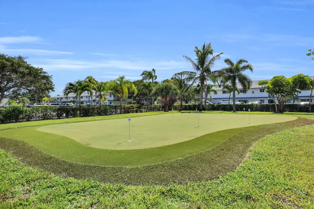 4 Garden Street Jupiter FL 33469