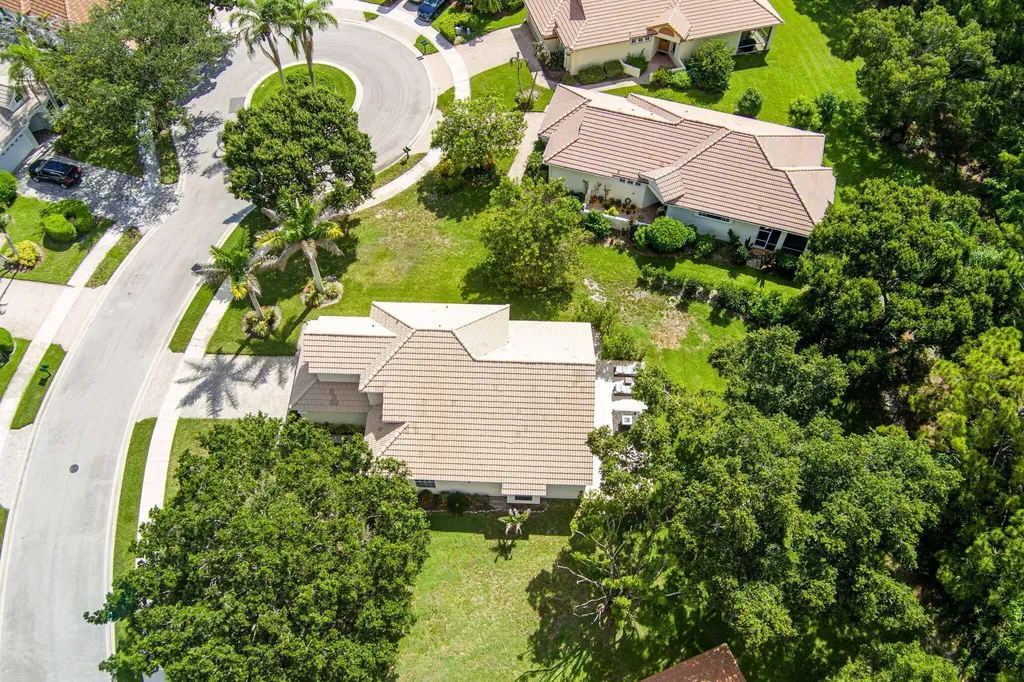 609 SW St Thomas Cove Port St Lucie FL 34986